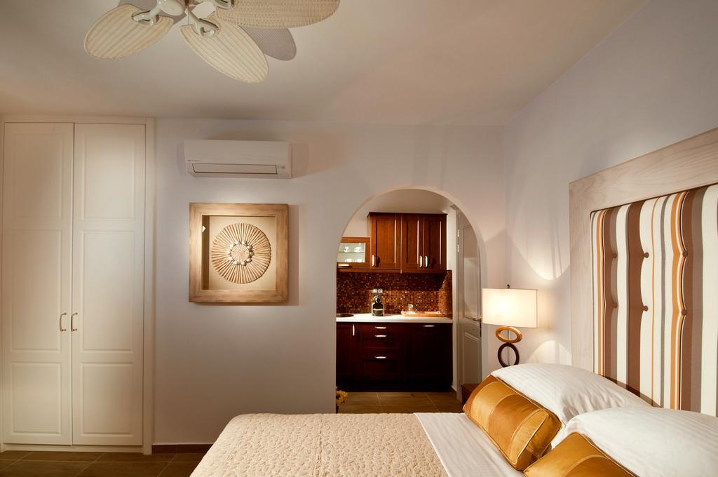 Miland Suites Adamantas  Bagian luar foto