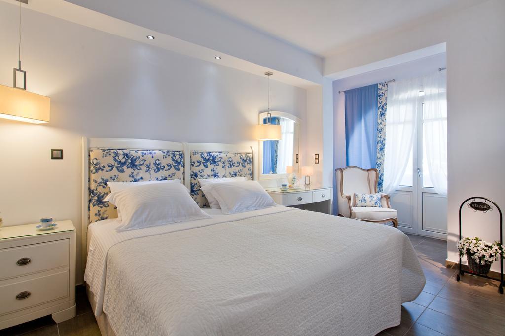 Miland Suites Adamantas  Bagian luar foto