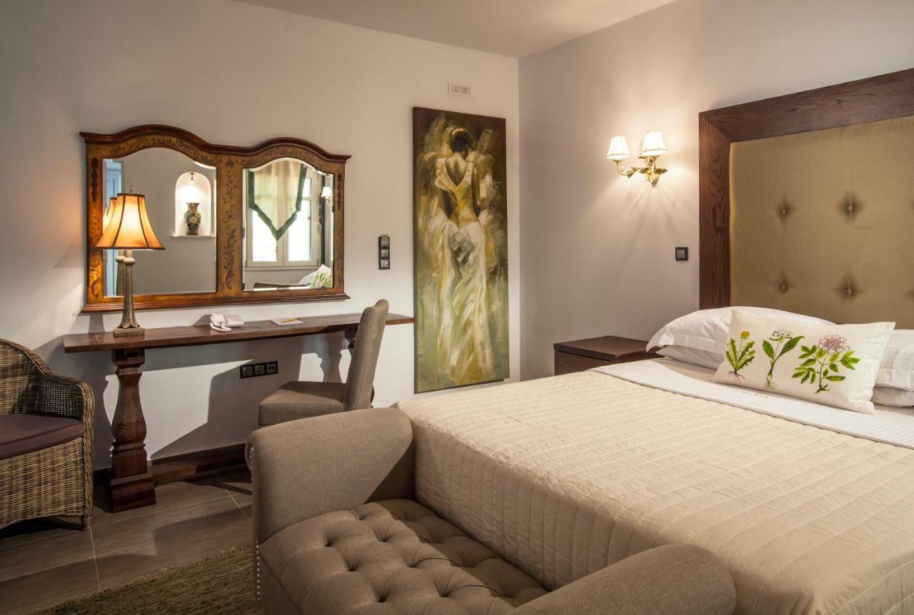 Miland Suites Adamantas  Bagian luar foto